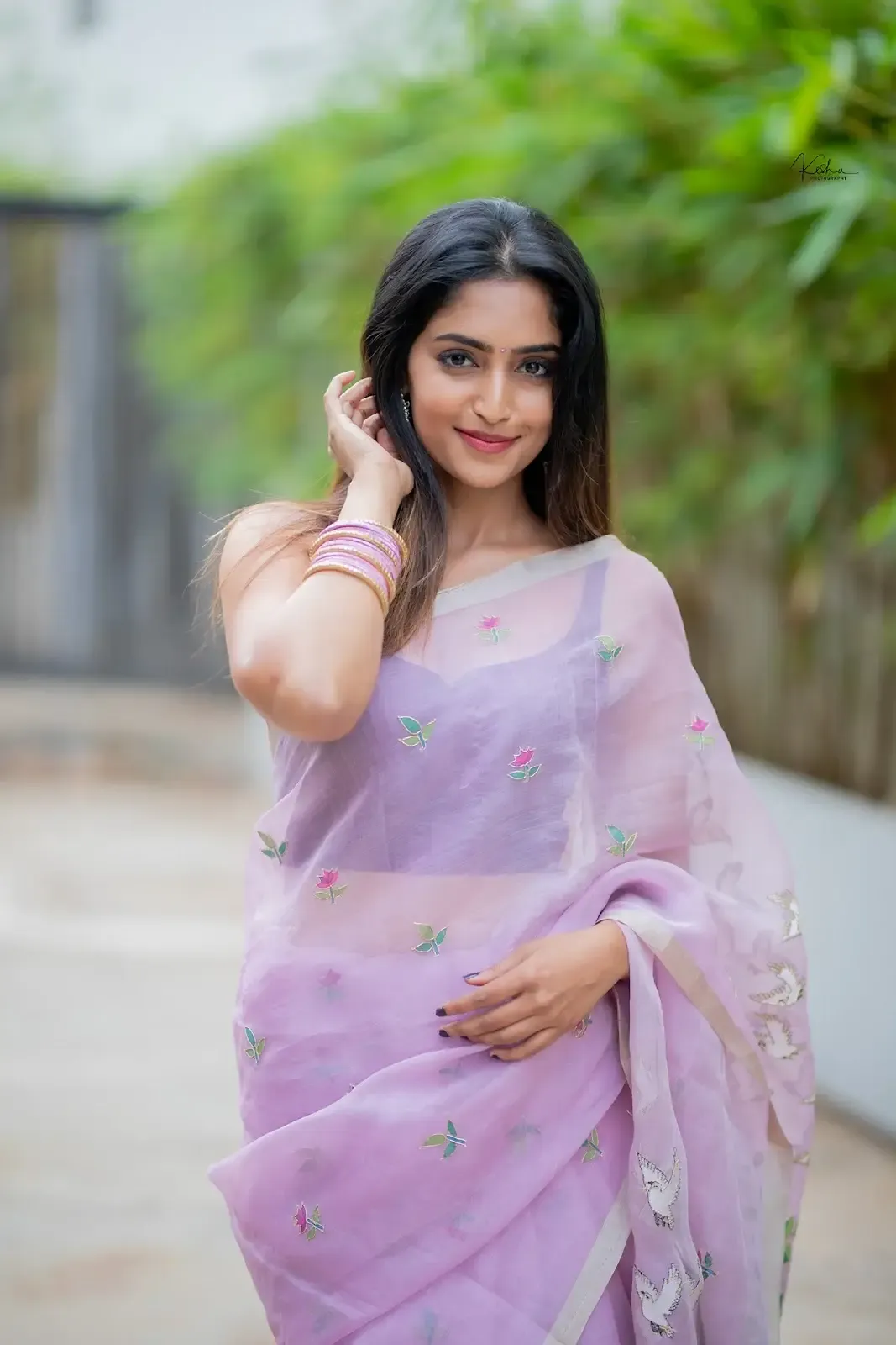 INDIAN GIRL REBA MONICA JOHN PHOTOSHOOT IN VIOLET COLOR SAREE